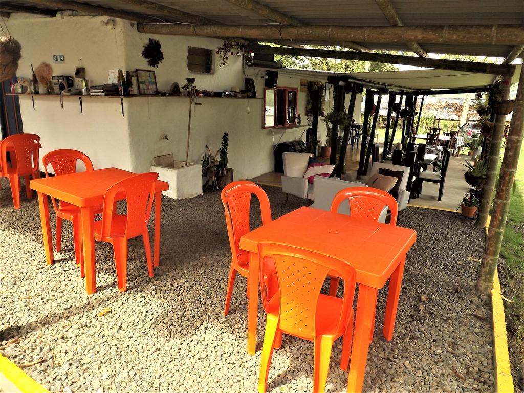 Hotel El Zorzal à Salento Extérieur photo